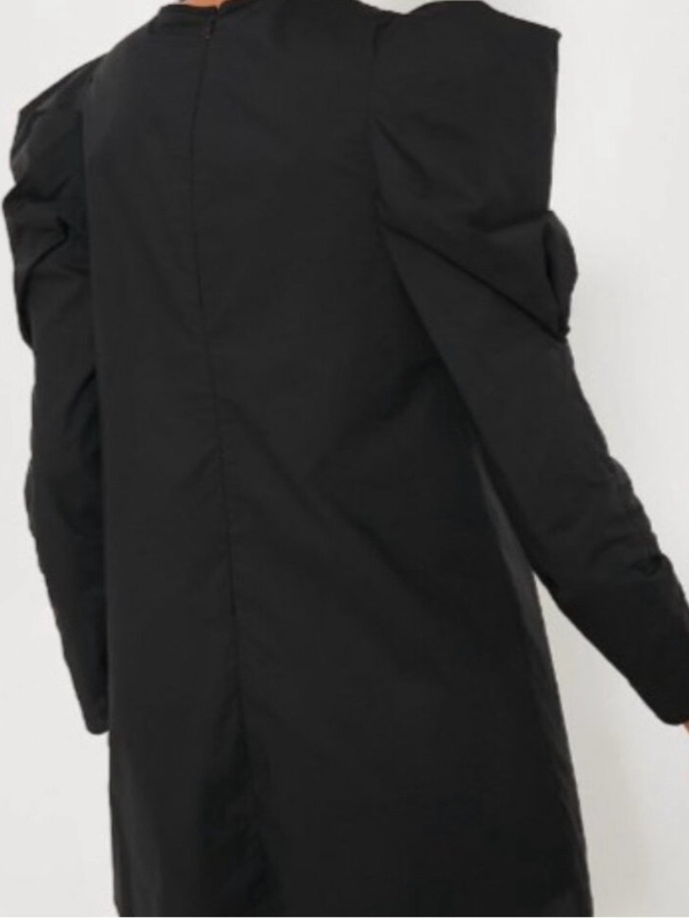 NWT Hyacinth House Black Keyhole Beckett Puff Sleeve Mini Dress Size M - Picture 3 of 4